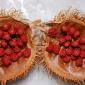 View the image: Bixa orellana seeds