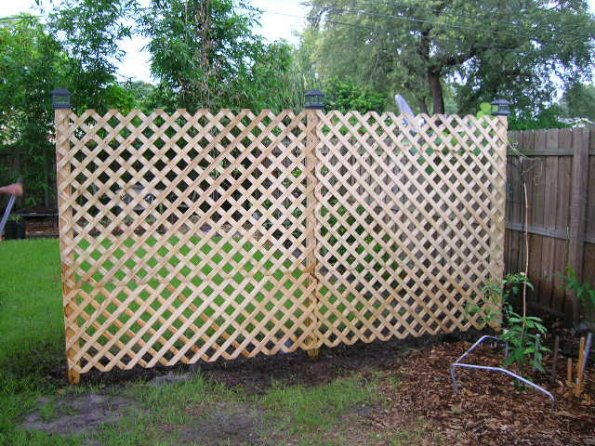 Divider Screen